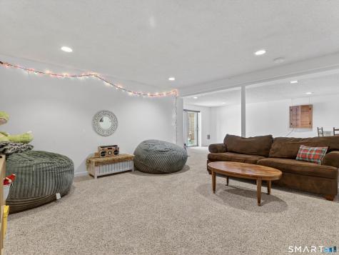 97 West Main Street East Lyme CT 06357