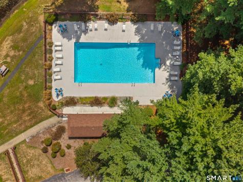 97 West Main Street East Lyme CT 06357