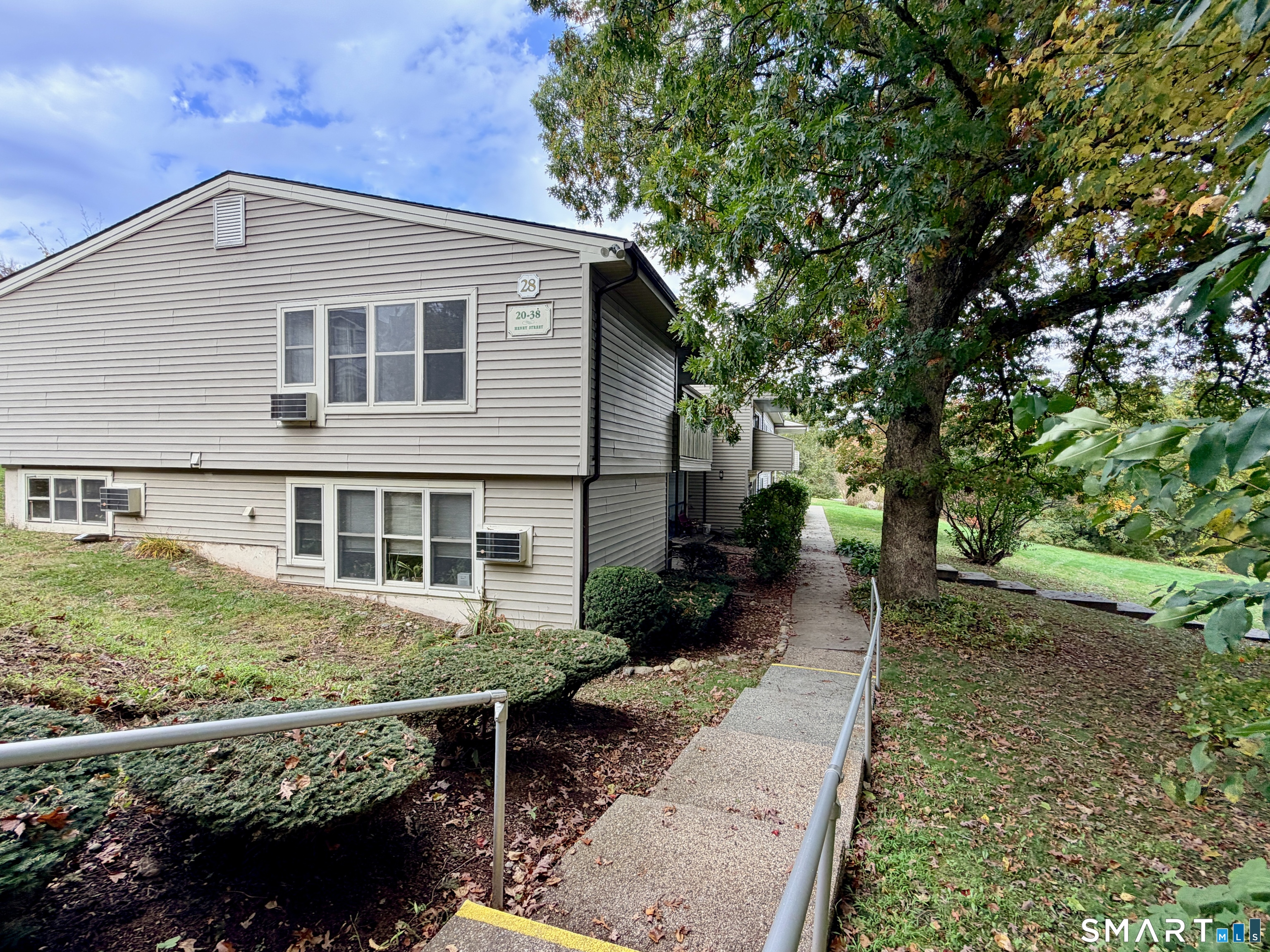 34 Henry Street Norwich CT 06360