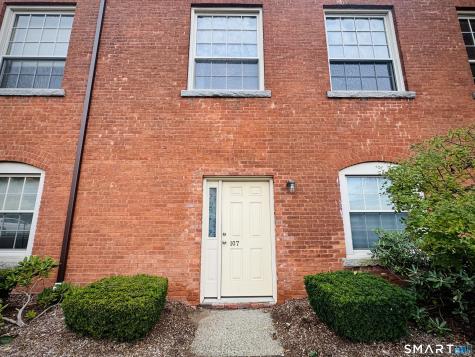 92 Main Street Deep River CT 06417