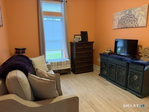 38 Hope Street East Lyme CT 06357