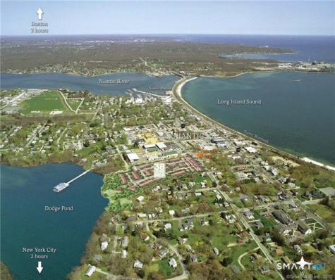 38 Hope Street East Lyme CT 06357