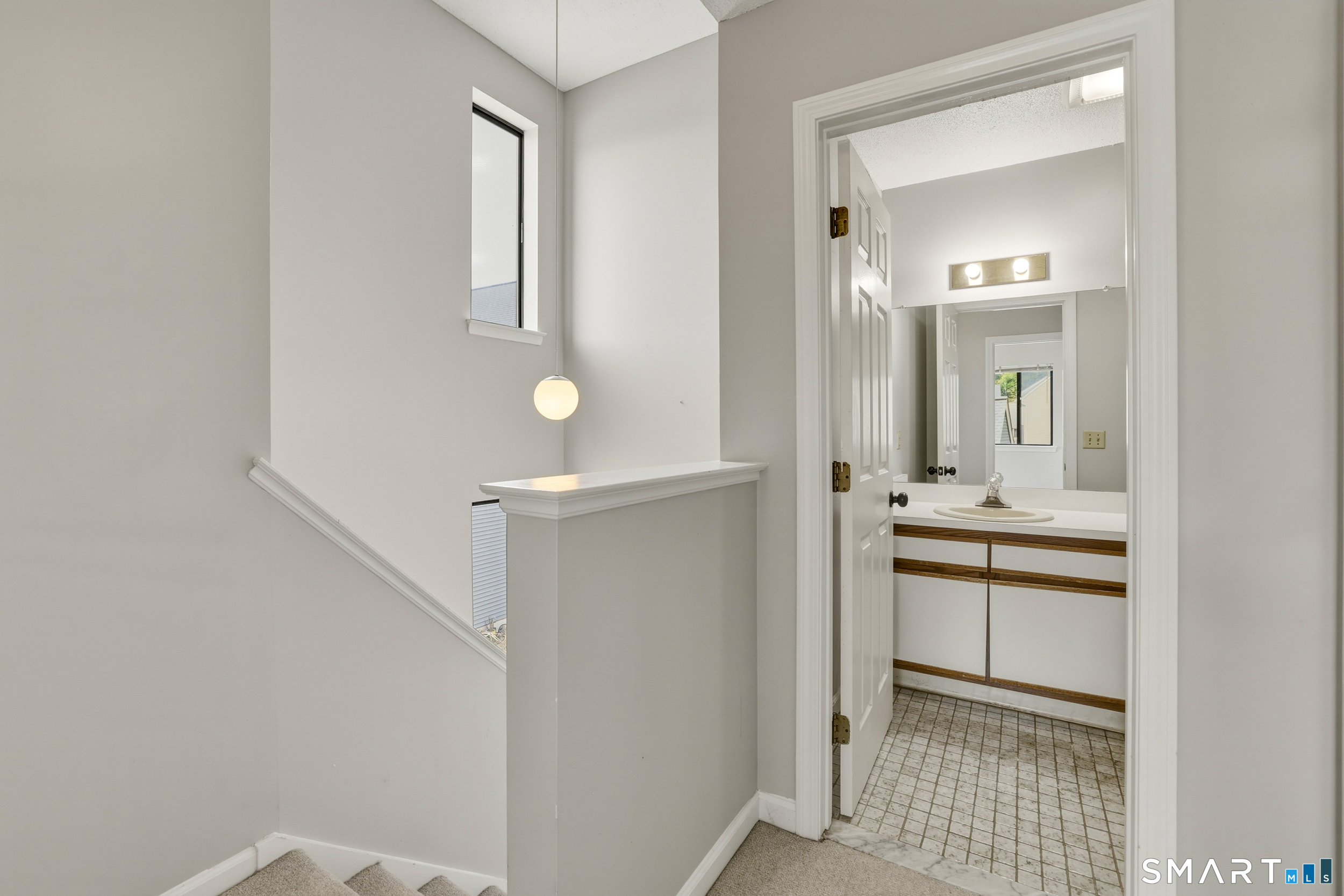 20 Reed Court Bloomfield CT 06002