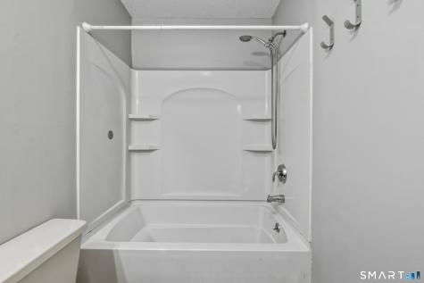 20 Reed Court Bloomfield CT 06002