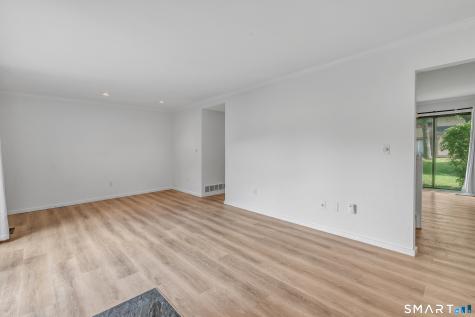 85 Viscount Drive Milford CT 06460