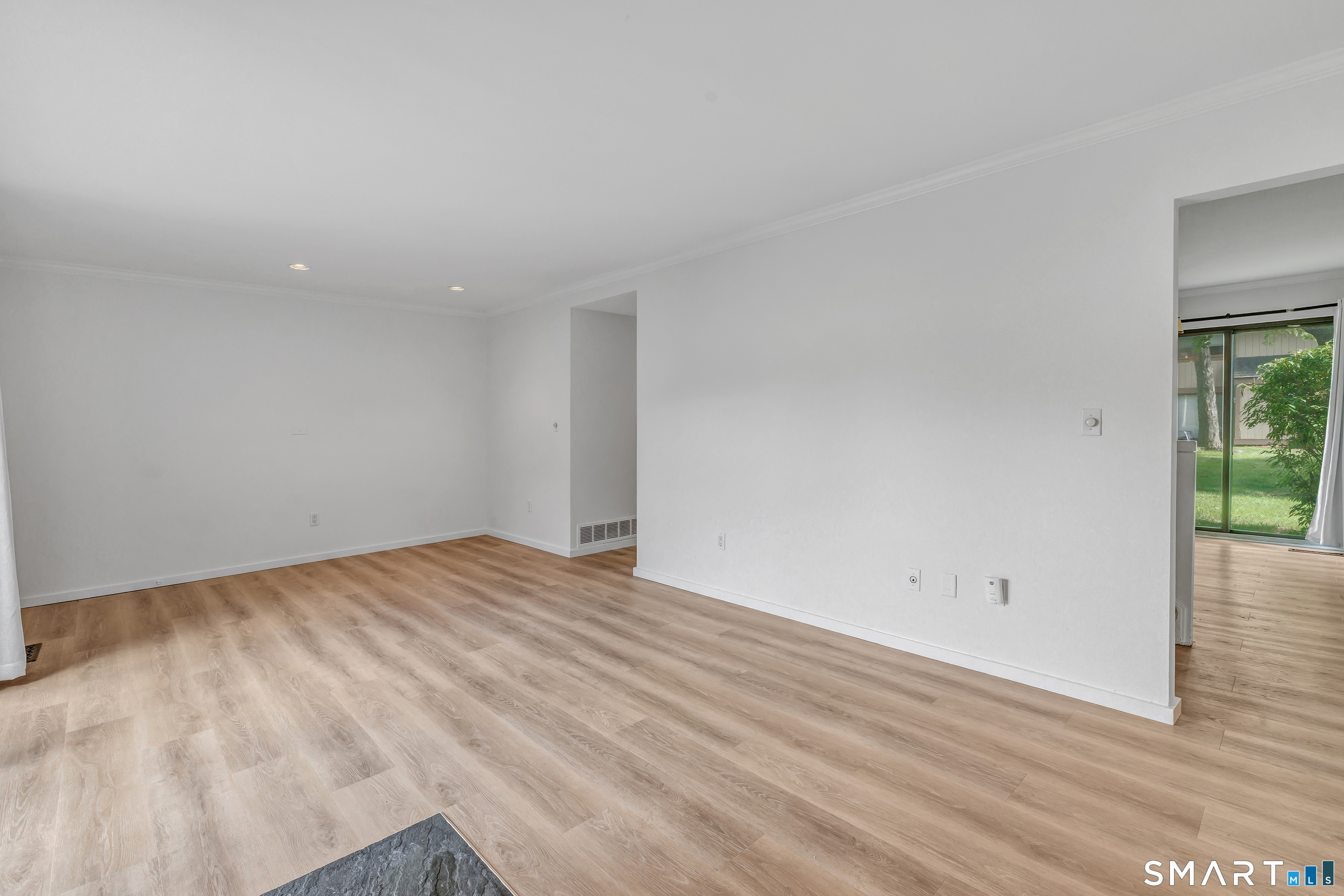 85 Viscount Drive Milford CT 06460