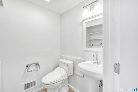 85 Viscount Drive Milford CT 06460