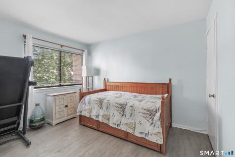 85 Viscount Drive Milford CT 06460