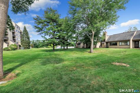85 Viscount Drive Milford CT 06460