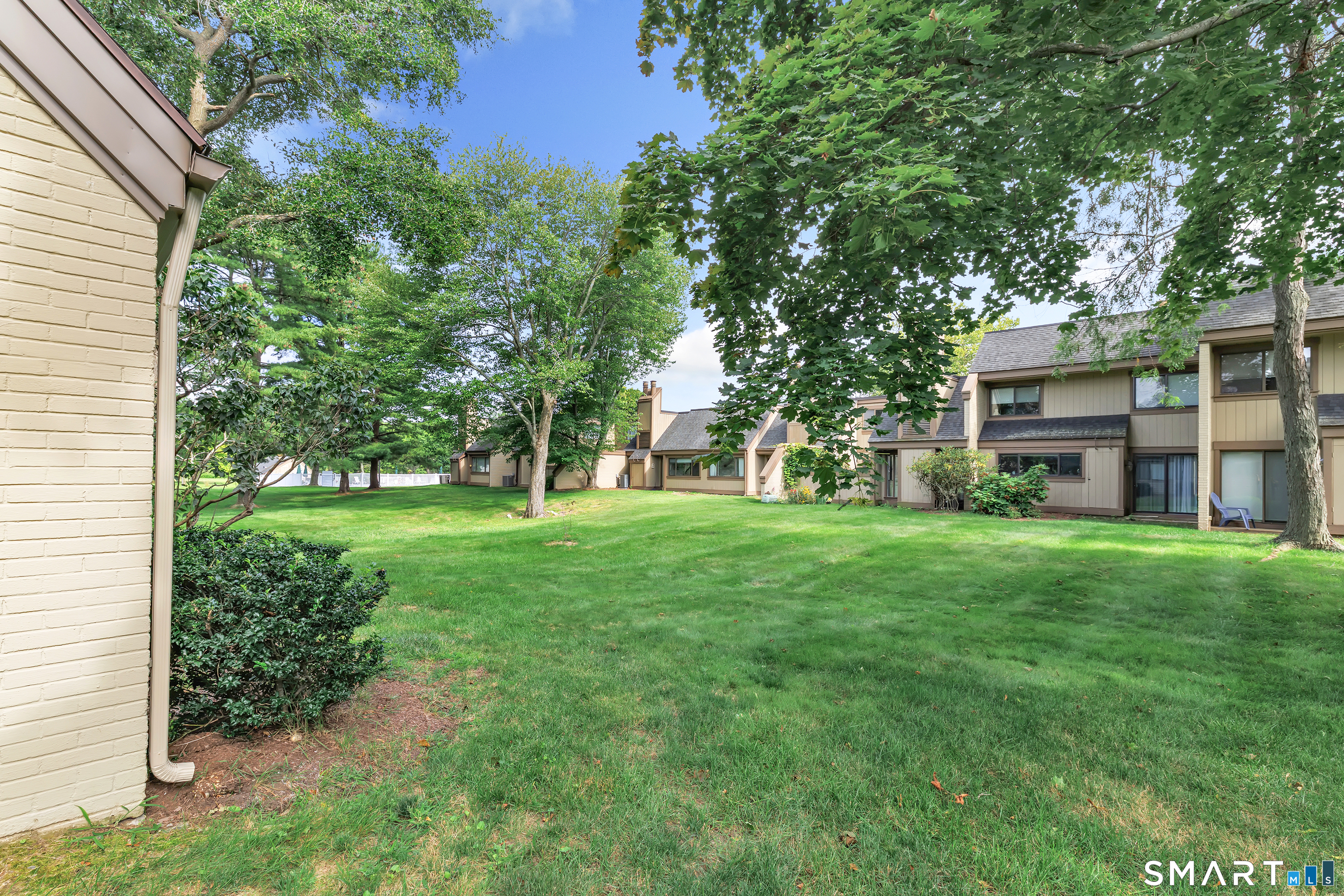 85 Viscount Drive Milford CT 06460