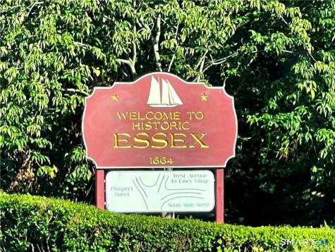 27 North Main Street Essex CT 06426