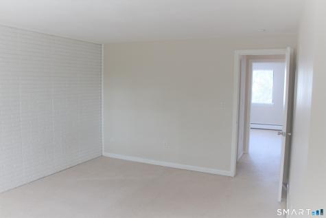 522 Blackstone Village Meriden CT 06450