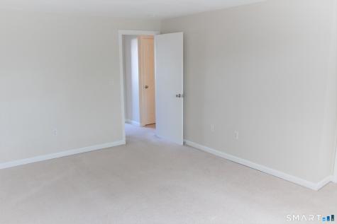 522 Blackstone Village Meriden CT 06450