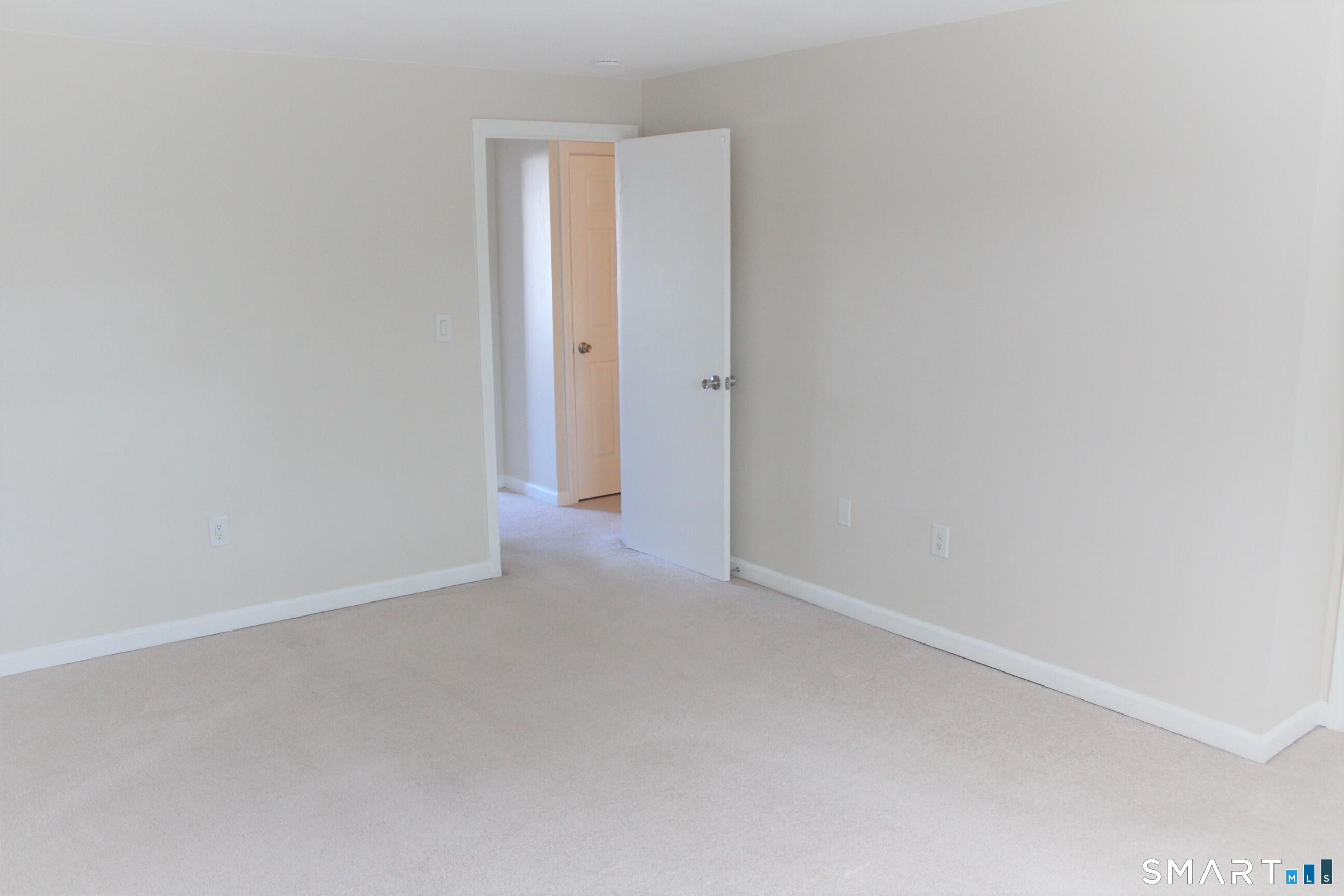 522 Blackstone Village Meriden CT 06450