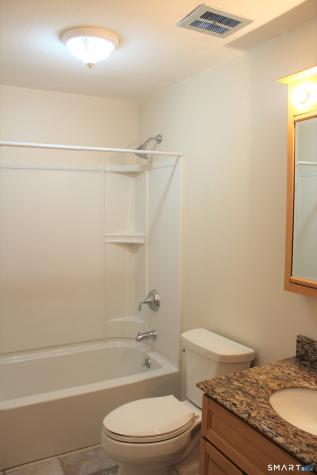 522 Blackstone Village Meriden CT 06450