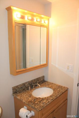 522 Blackstone Village Meriden CT 06450