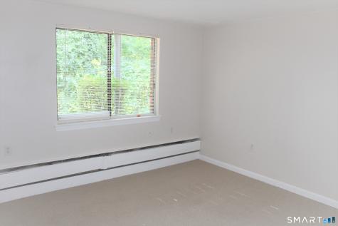 522 Blackstone Village Meriden CT 06450