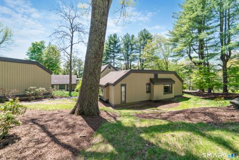 847 Heritage Village Southbury CT 06488
