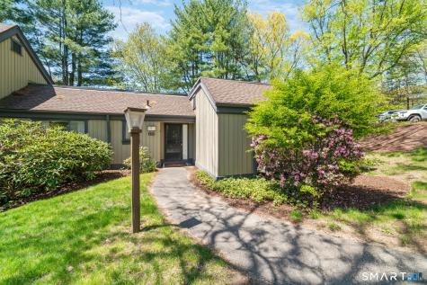 847 Heritage Village Southbury CT 06488