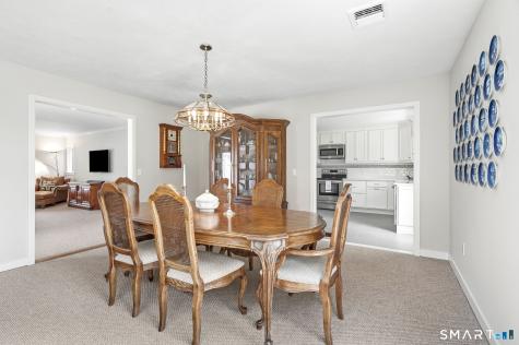 109 Field Point Drive Fairfield CT 06824