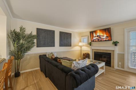 1613 Old Pond Lane Norwich CT 06360