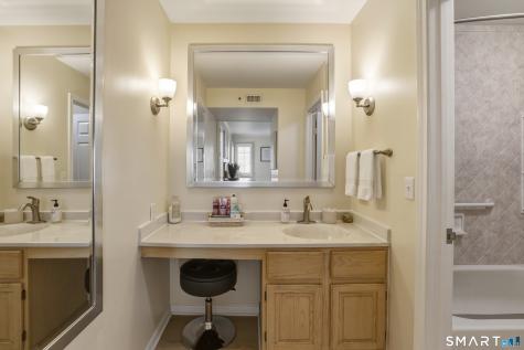1613 Old Pond Lane Norwich CT 06360