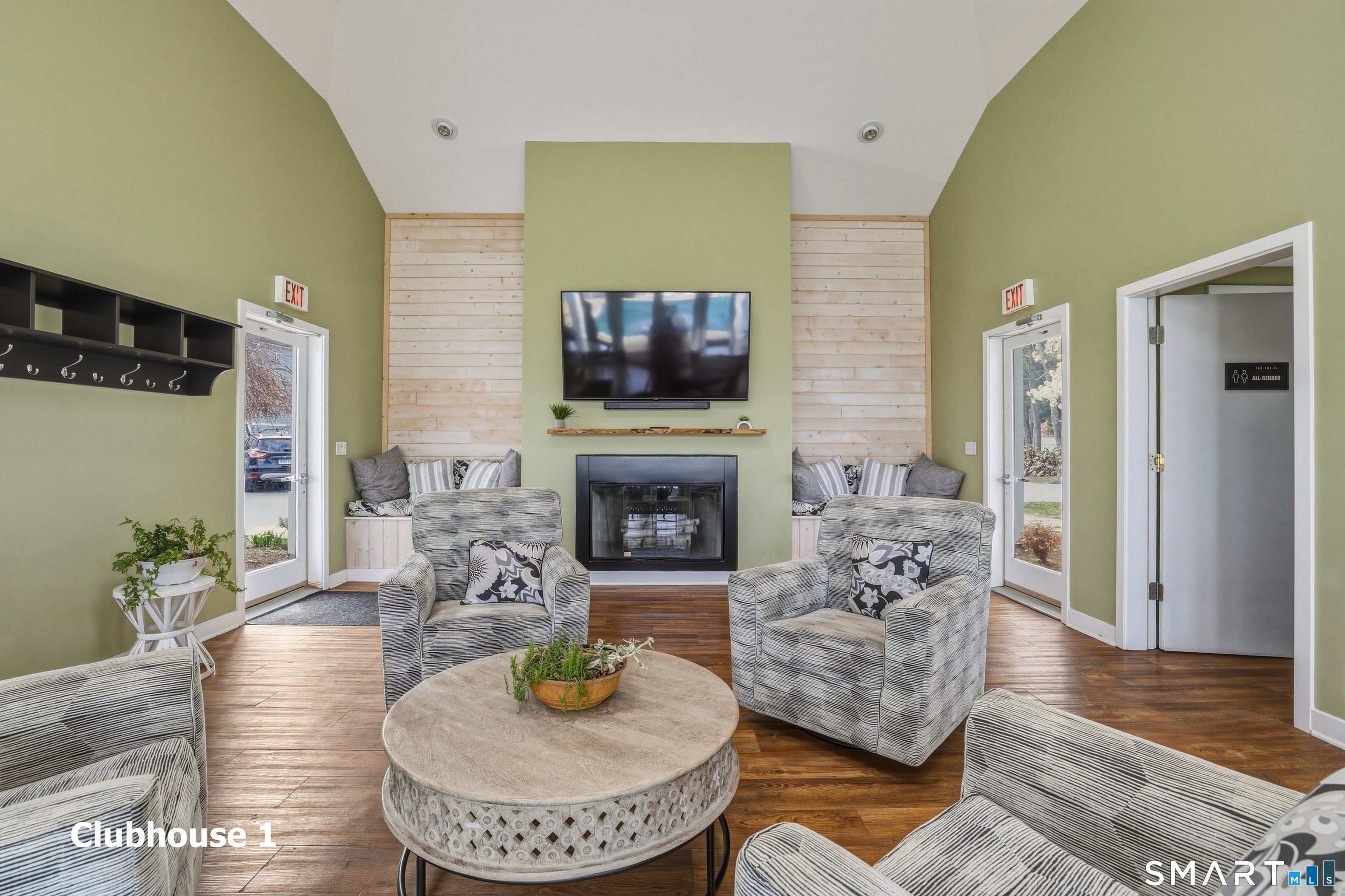 1613 Old Pond Lane Norwich CT 06360