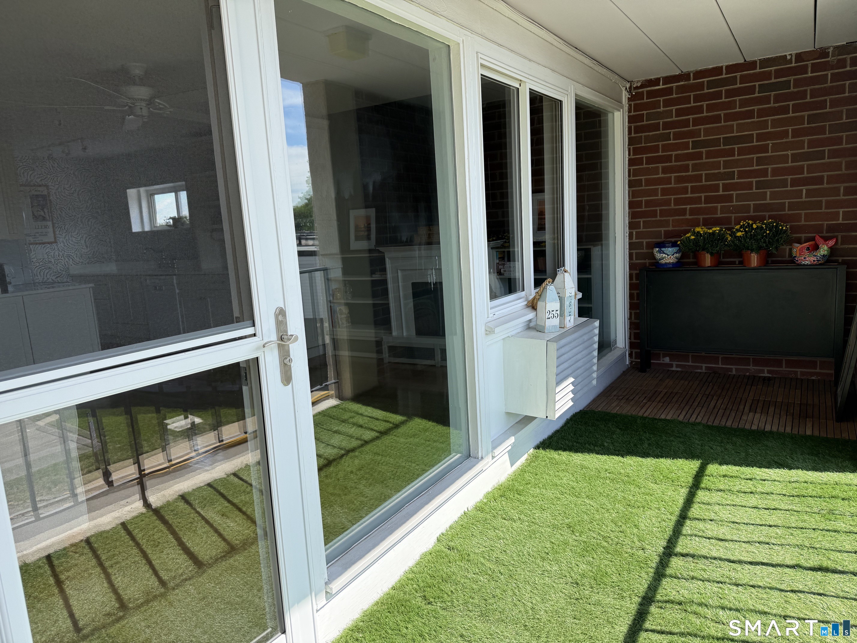 255 West Walk West Haven CT 06516