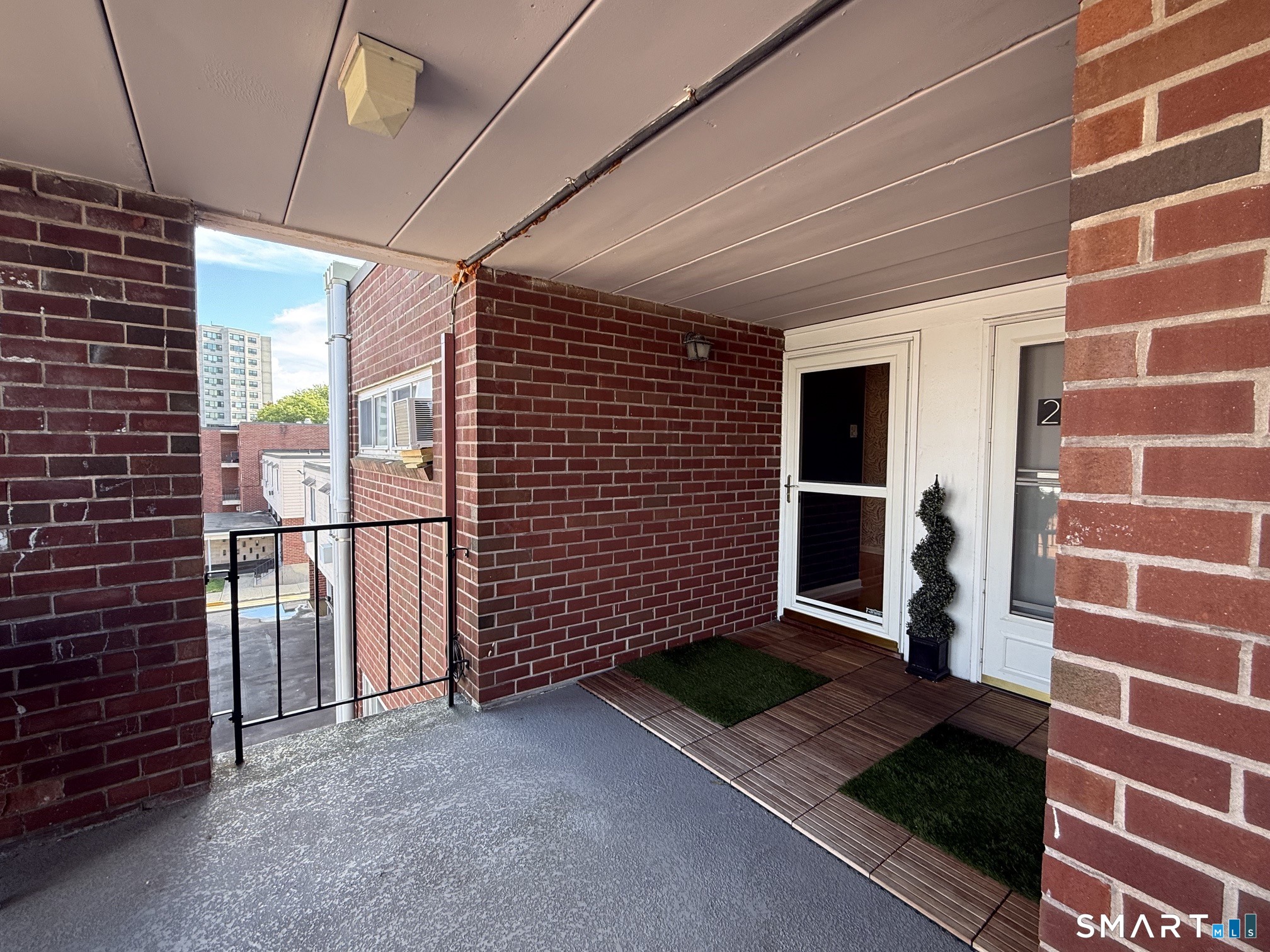 255 West Walk West Haven CT 06516