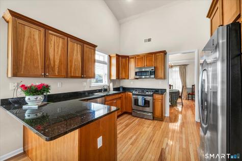 36 Bay Hill Drive Bloomfield CT 06002