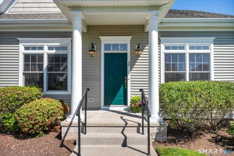 36 Bay Hill Drive Bloomfield CT 06002