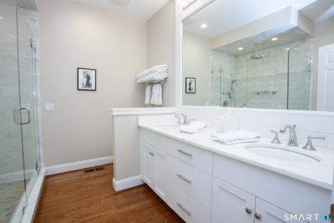 5 Shirecrest Avon CT 06001