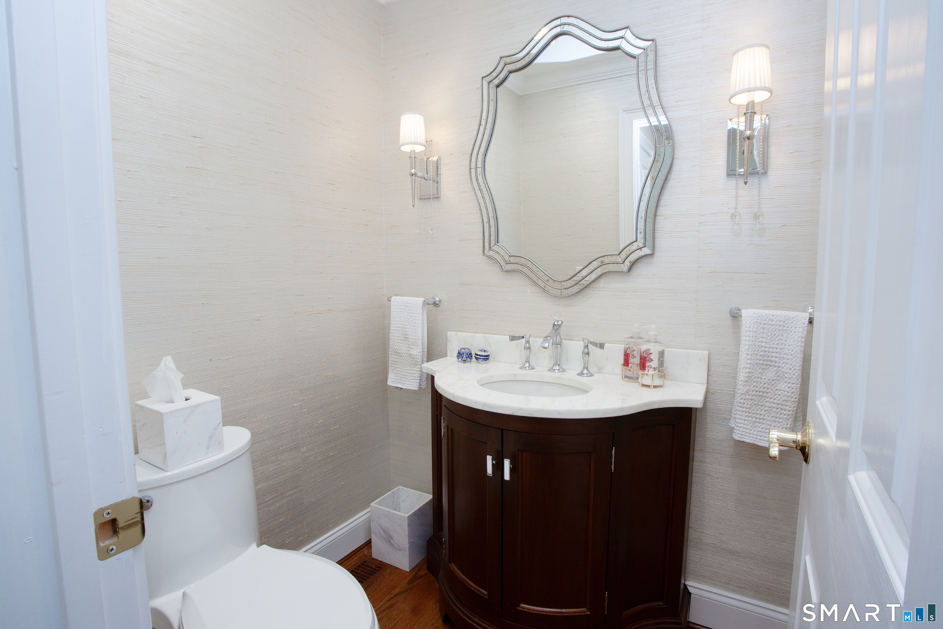 5 Shirecrest Avon CT 06001