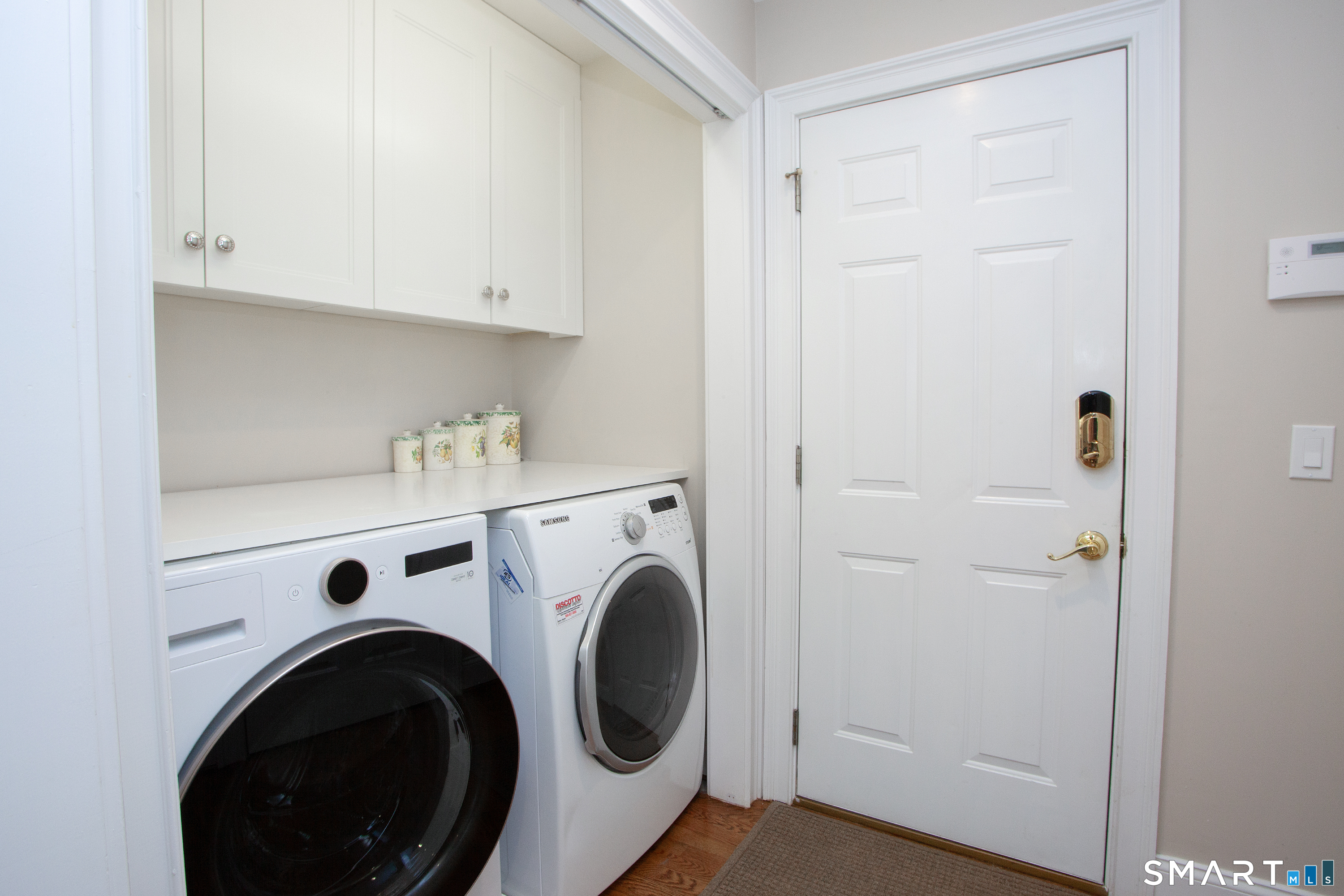 5 Shirecrest Avon CT 06001