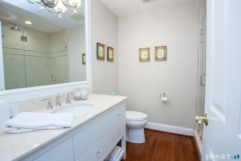 5 Shirecrest Avon CT 06001