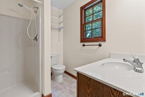 83 Carriage House Enfield CT 06082