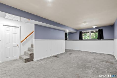 83 Carriage House Enfield CT 06082