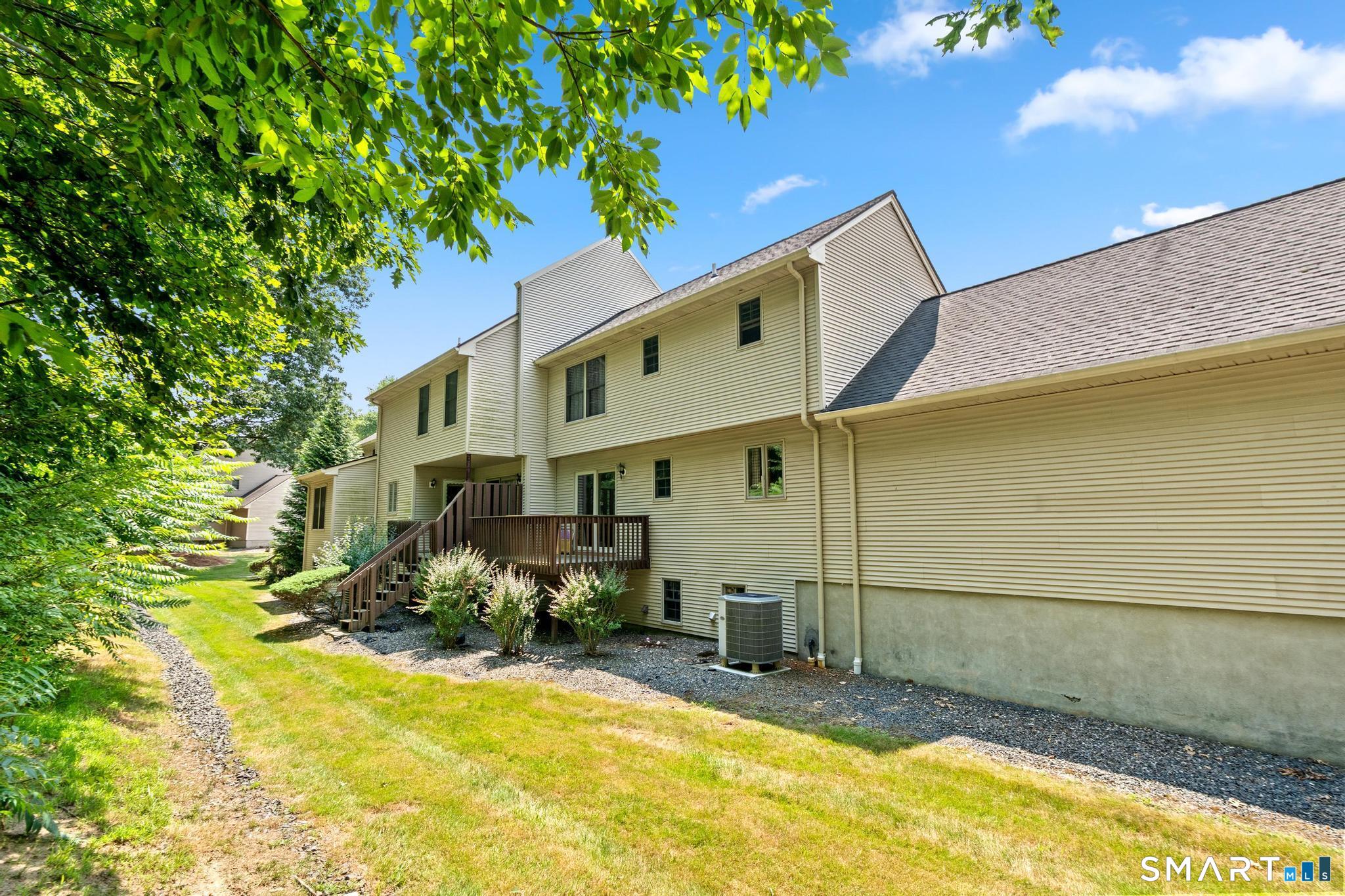83 Carriage House Enfield CT 06082