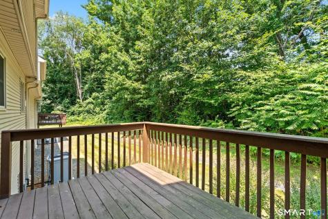 83 Carriage House Enfield CT 06082