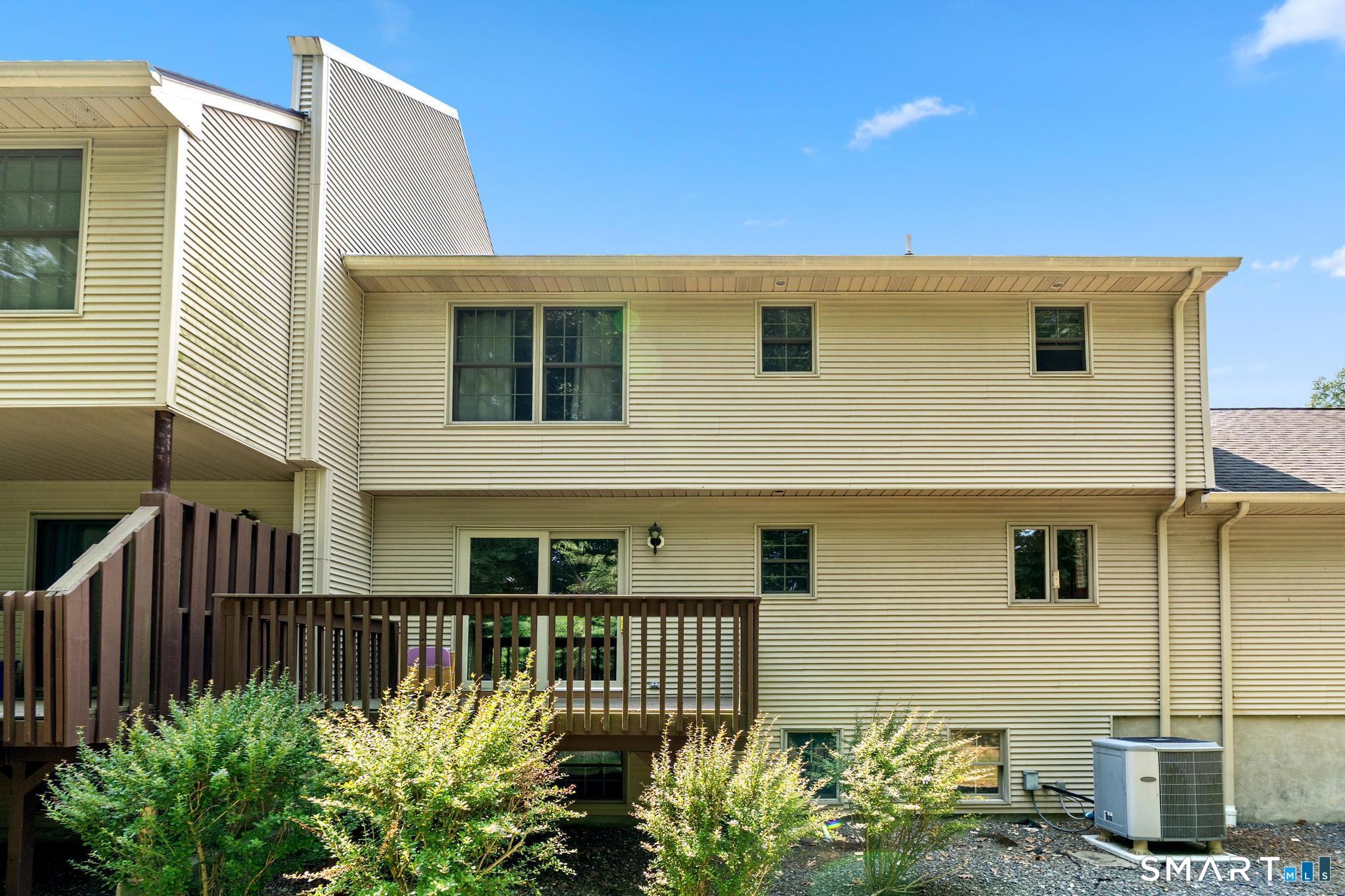 83 Carriage House Enfield CT 06082