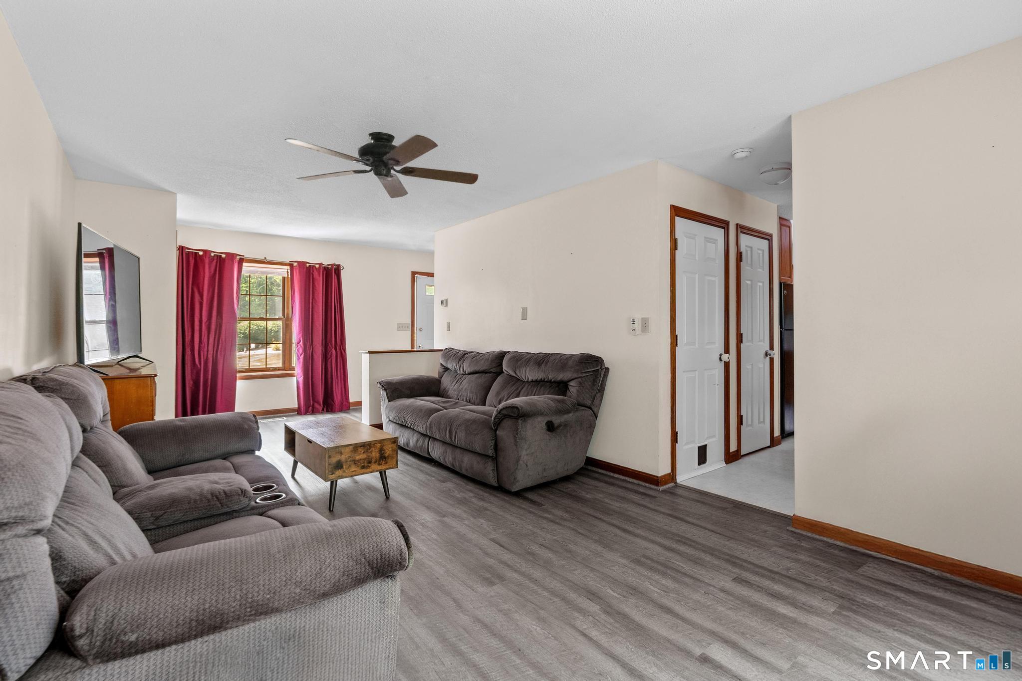 83 Carriage House Enfield CT 06082
