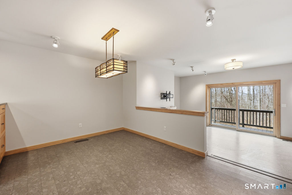 70 Conestoga Way Glastonbury CT 06033