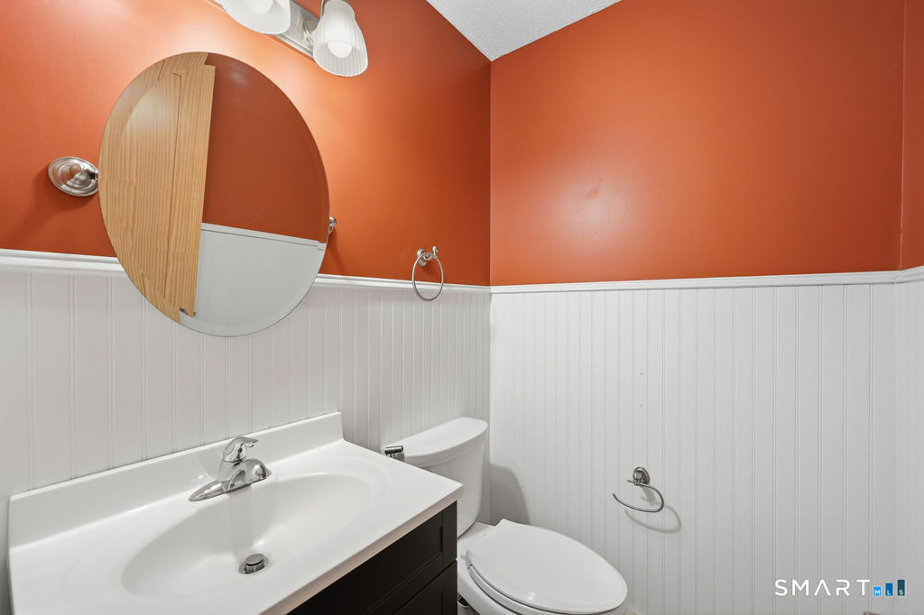 70 Conestoga Way Glastonbury CT 06033