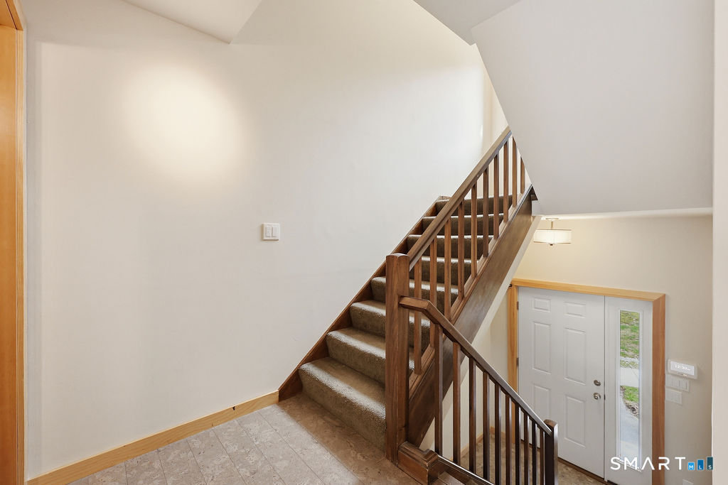 70 Conestoga Way Glastonbury CT 06033