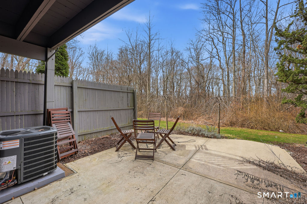 70 Conestoga Way Glastonbury CT 06033