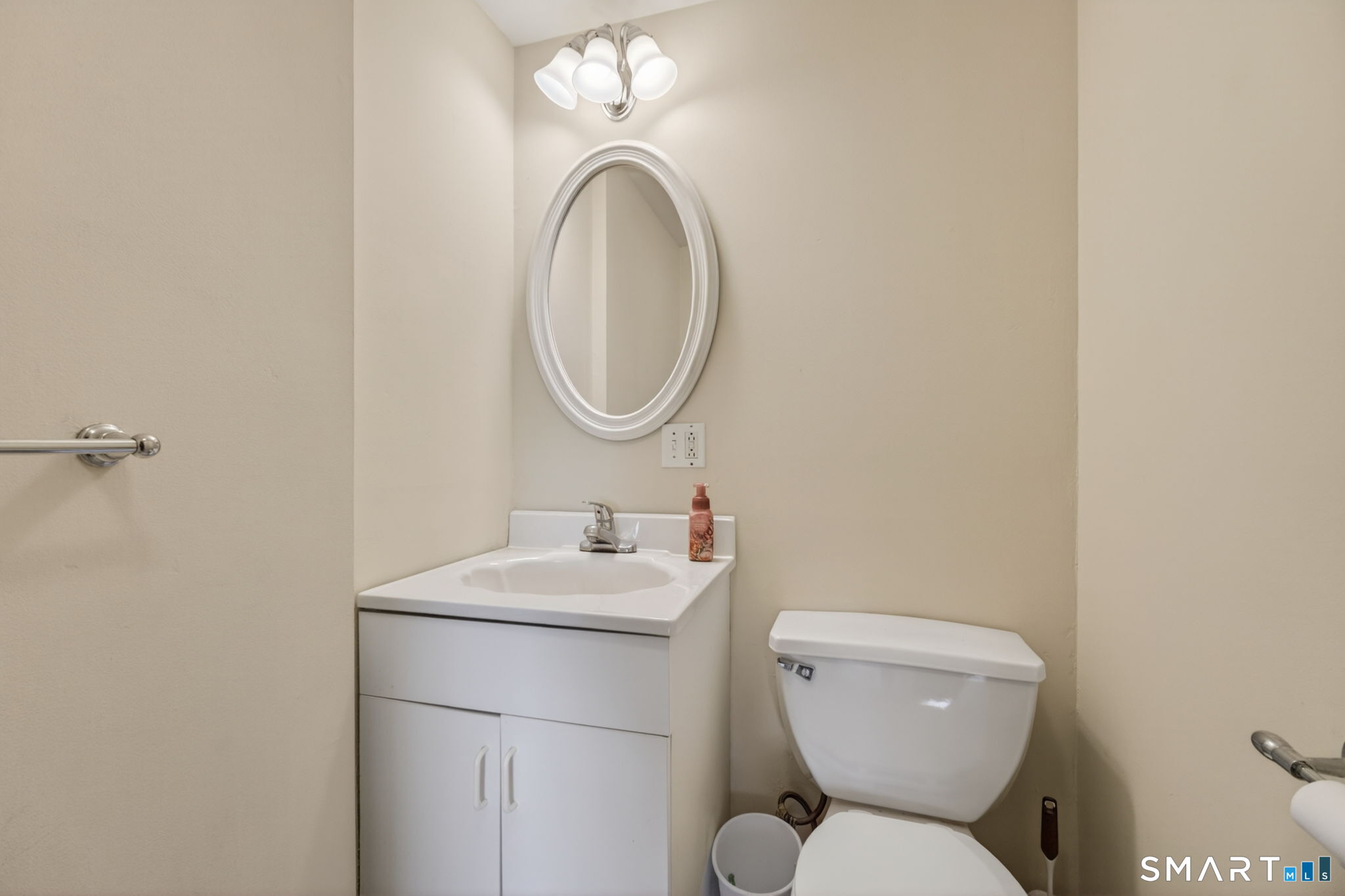 35 West Walk West Haven CT 06516
