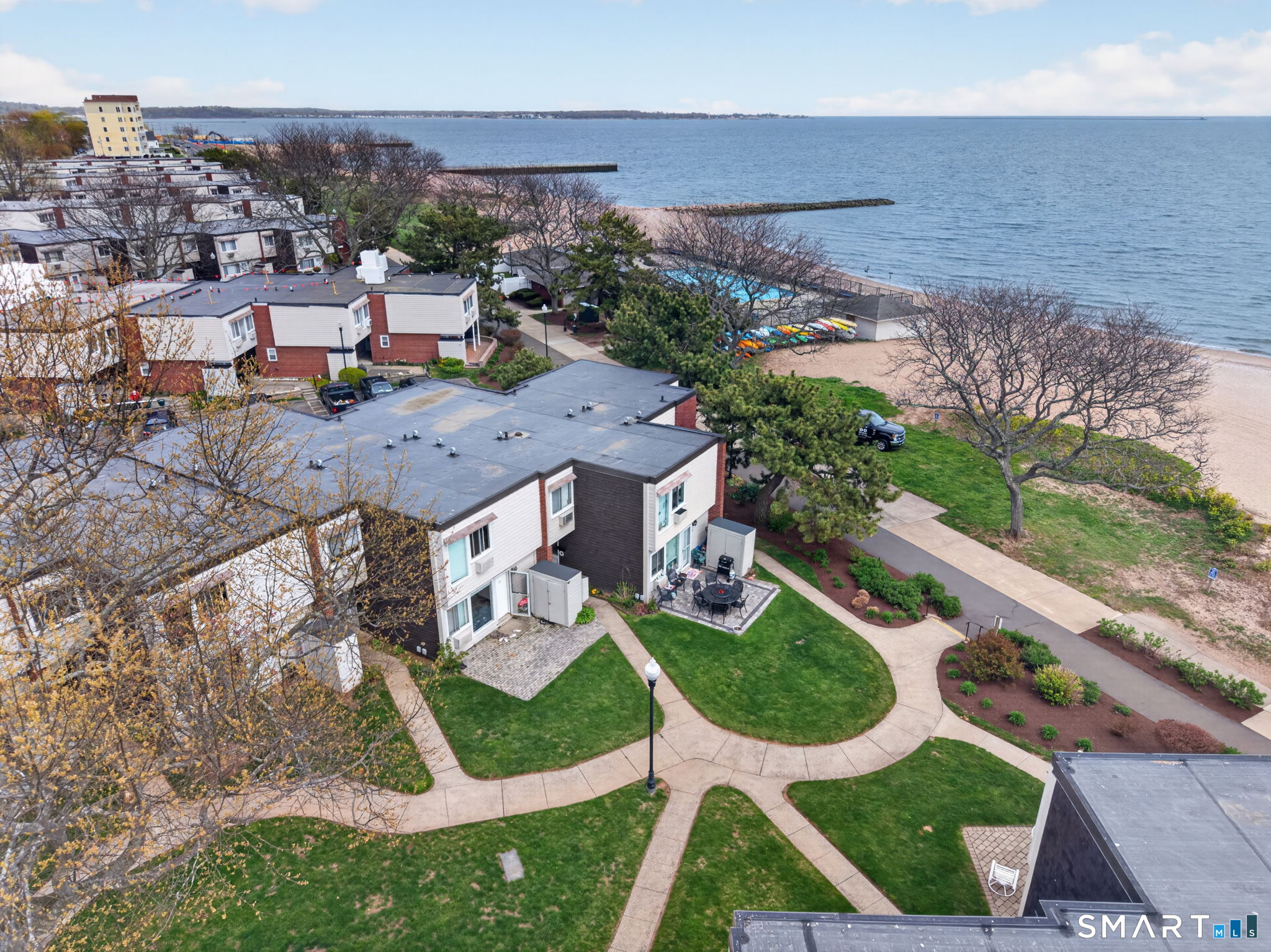 35 West Walk West Haven CT 06516
