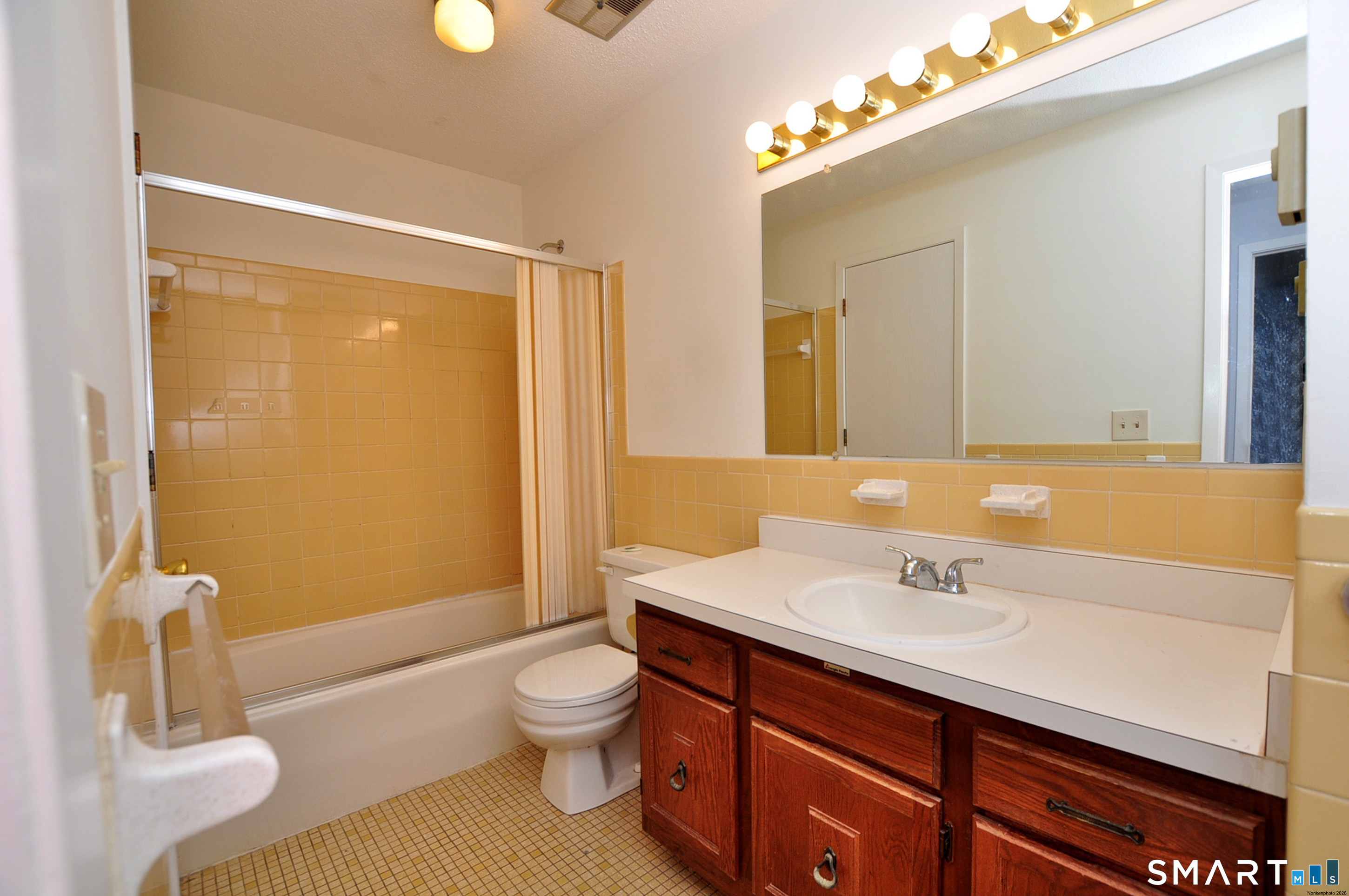 104 Wellington Drive Farmington CT 06032