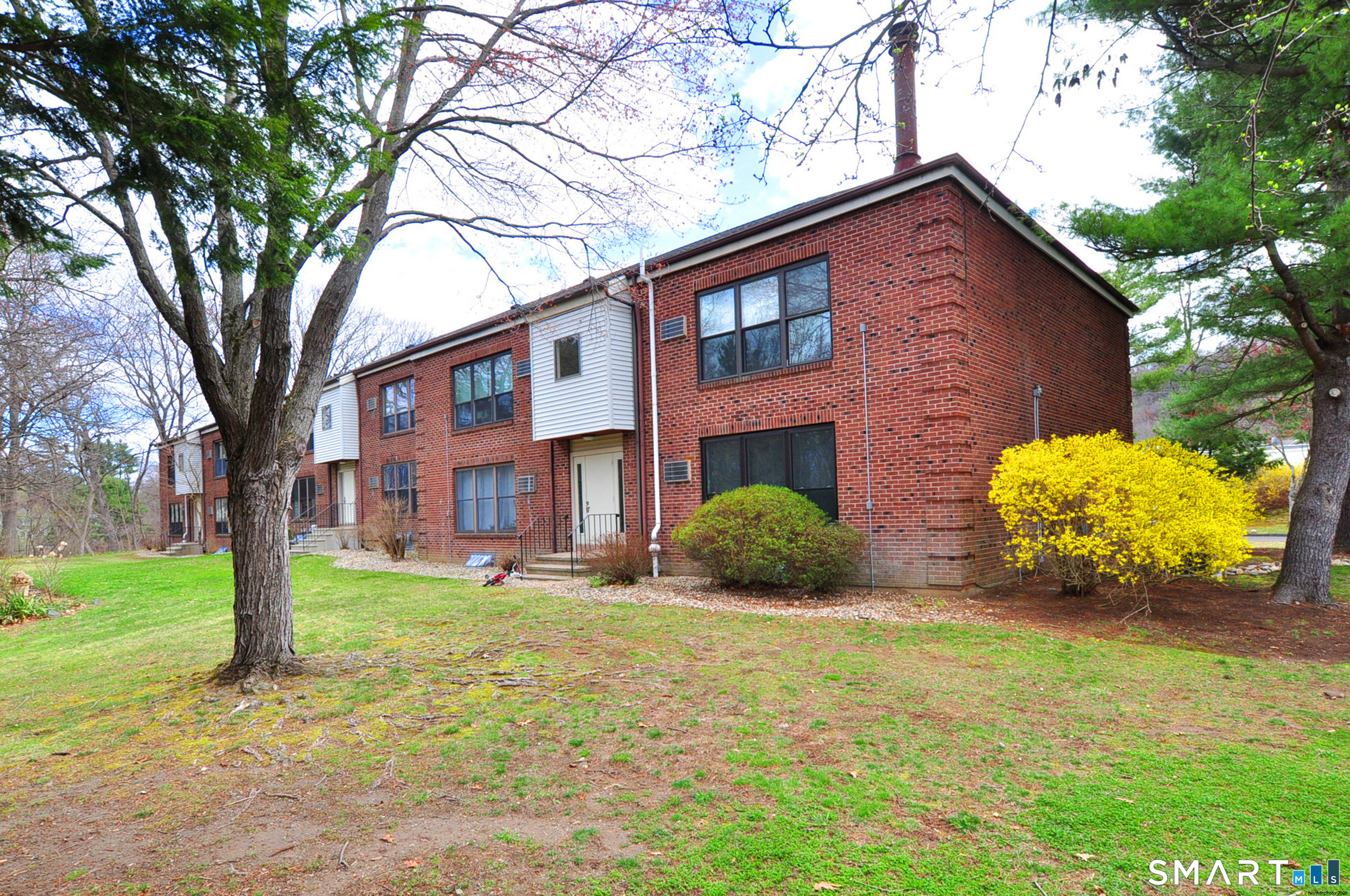 104 Wellington Drive Farmington CT 06032