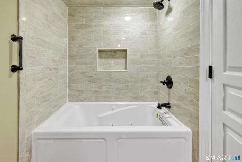 78 Heritage Village Southbury CT 06488